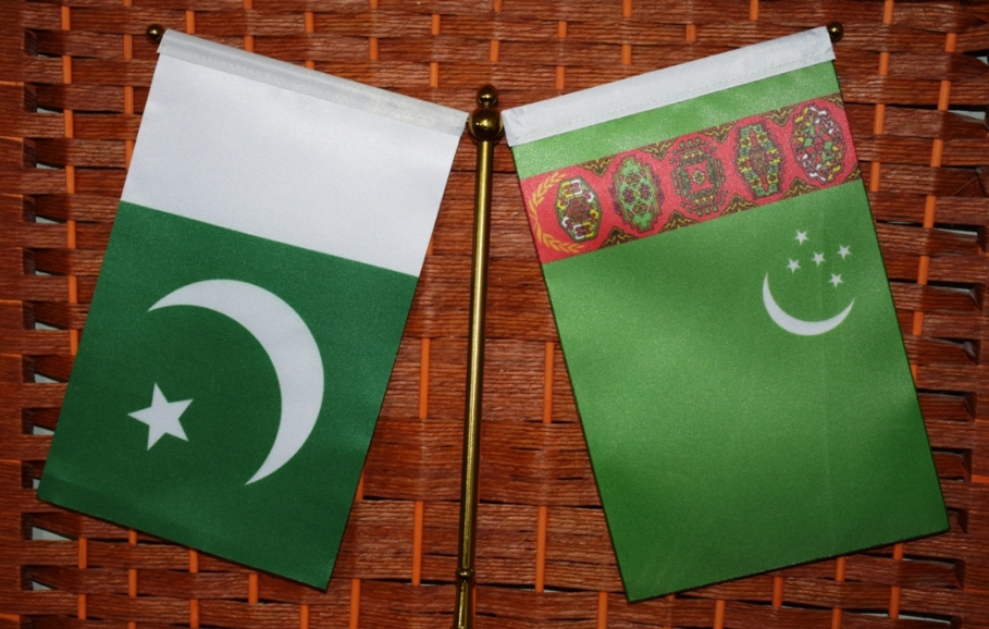 Pakistan-Turkmenistan Flags