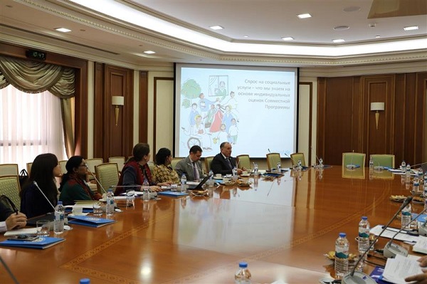 Turkmenistan and UN convened Hard Talk to accelerate the expansion of inclusive social services  at the district level